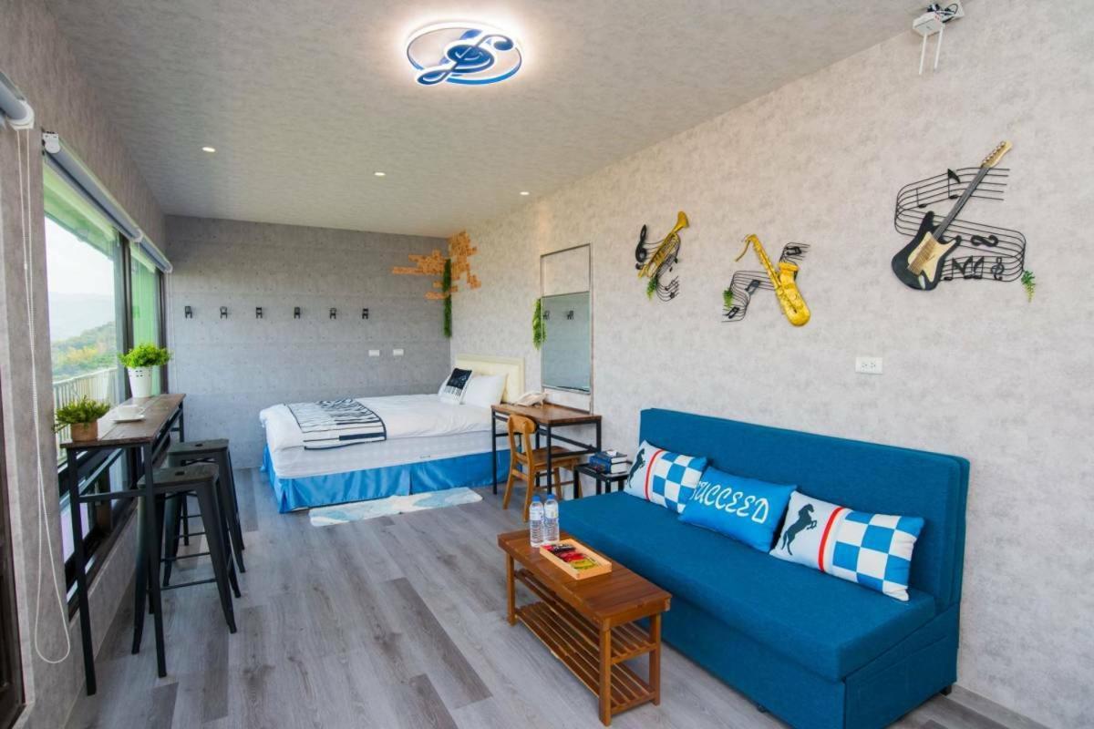 Apartamento Rainbow Hill House彩虹山舍 Shigang Exterior foto