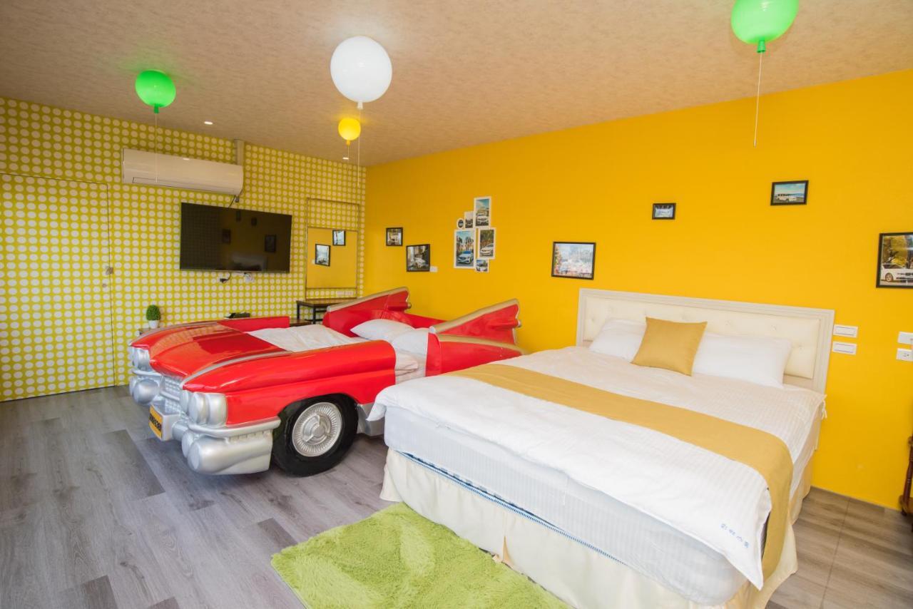 Apartamento Rainbow Hill House彩虹山舍 Shigang Exterior foto