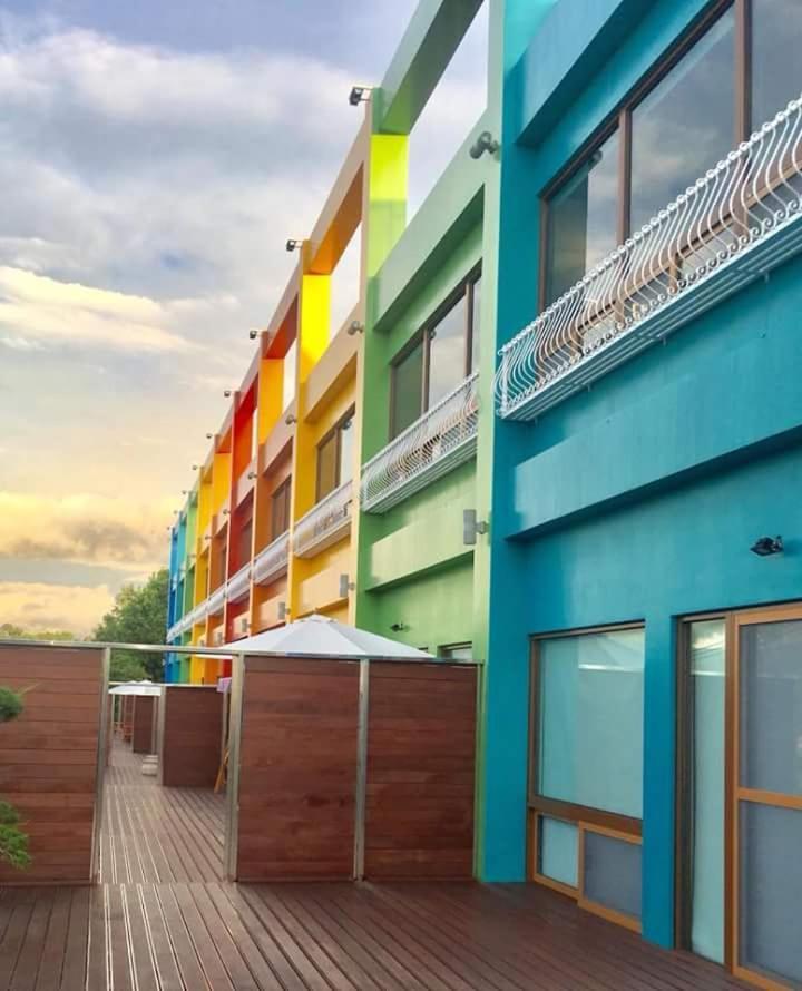 Apartamento Rainbow Hill House彩虹山舍 Shigang Exterior foto